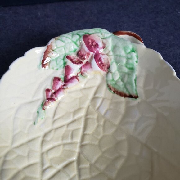 Carlton Ware Foxglove 5"L SMALL Footed Candy Dish Leaf Shaped Majolica - Picture 3 of 4